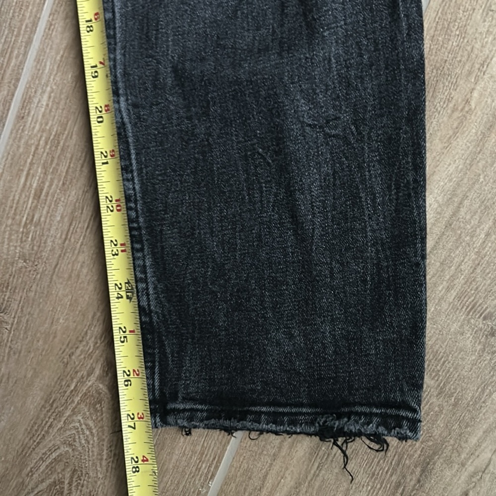 Abercrombie & Fitch Ultra High Rise Ankle Ankle Straight Jeans in Black Destroy - Picture 10 of 10